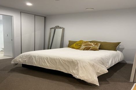 Photo of property in Frank Sargeson Apts, 6/74g Anzac Street, Takapuna, Auckland, 0622