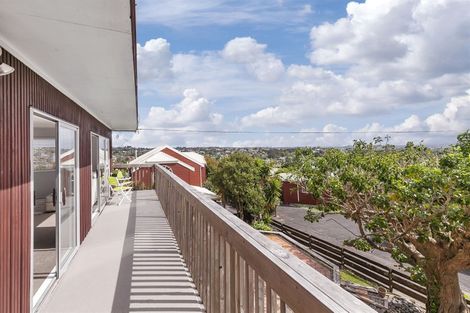 Photo of property in 4/87 Ocean View Road, Hillcrest, Auckland, 0627