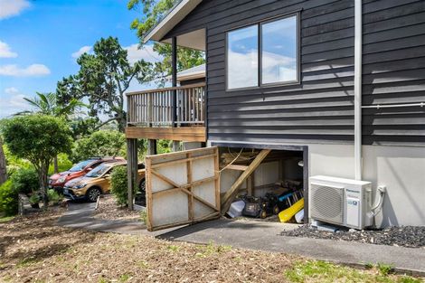 Photo of property in 3 Tawhana Crescent, Red Beach, 0932