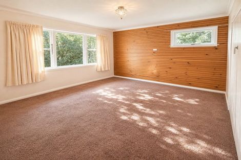 Photo of property in 31 Mahoe Street, Tawa, Wellington, 5028