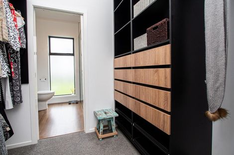 Photo of property in 101 Saint Kilda Road, Cambridge, 3434