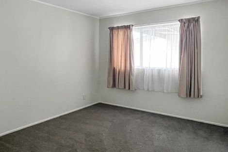 Photo of property in 2 Wembley Place, Richmond Heights, Taupo, 3330
