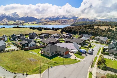 Photo of property in 6 Avalanche Place, Wanaka, 9305