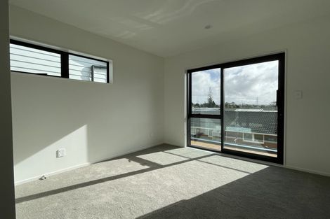 Photo of property in 75 Cardiff Road, Pakuranga, Auckland, 2010