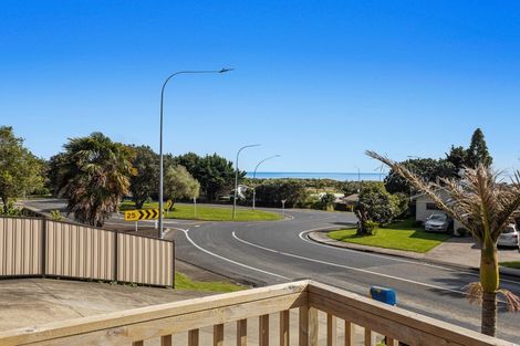 Photo of property in 87 Pakeha Street, Matata, 3194