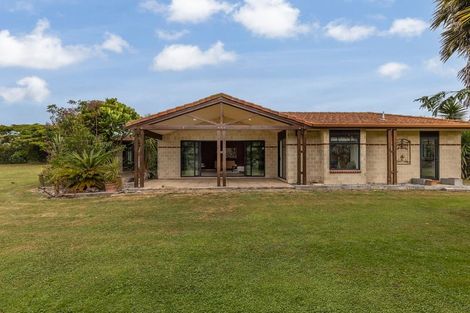 Photo of property in 65 Pohutukawa Drive, Levin, 5571