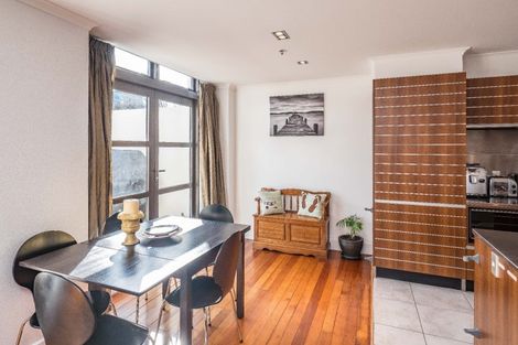 Photo of property in Augusta Apartments, 19/254 Willis Street, Te Aro, Wellington, 6011