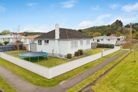 Photo of property in 27 Roberts Avenue, Aramoho, Whanganui, 4500