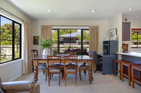 Photo of property in 4 Innes Place, Arrowtown, 9302