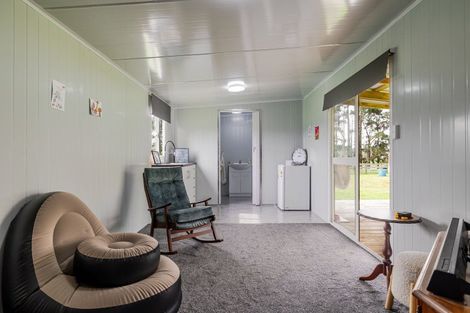 Photo of property in 1074 Tennent Drive, Linton, Palmerston North, 4472