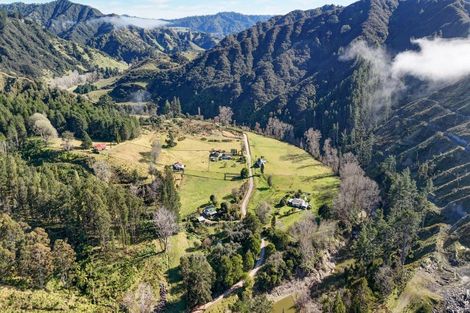 Photo of property in 217 Taumatatahi Road, Ngamatapouri, Wanganui, 4588