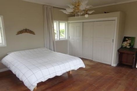 Photo of property in 29 Tahi Terrace, Glen Eden, Auckland, 0602