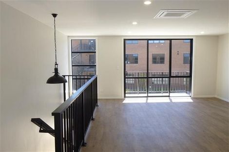 Photo of property in 16 Village Quarter Lane, Frankton, Hamilton, 3204