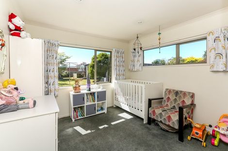 Photo of property in 5 Rimu Street, Inglewood, 4330