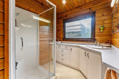 Photo of property in 14 Penguin Street, Leigh, Warkworth, 0985