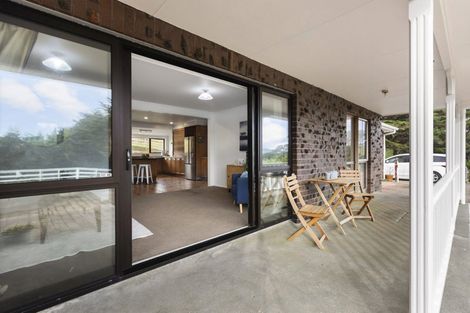 Photo of property in 41 Lincolnshire Road, Horokiwi, Wellington, 5016