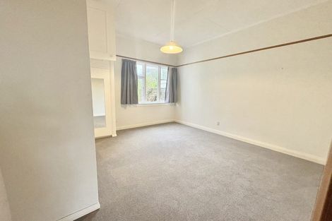 Photo of property in 3 Douro Avenue, Newtown, Wellington, 6021