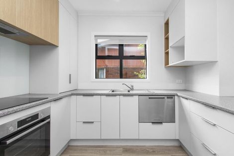 Photo of property in 27u2 Seddon Road, Frankton, Hamilton, 3204