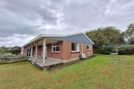 Photo of property in 1/73 Royal View Road, Te Atatu South, Auckland, 0610