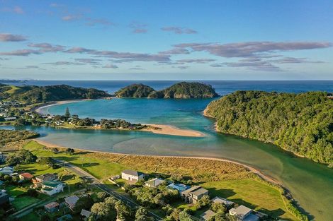 Photo of property in 847 Matapouri Road, Matapouri, Whangarei, 0173