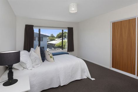 Photo of property in 16 Coniston Avenue, Ilam, Christchurch, 8041