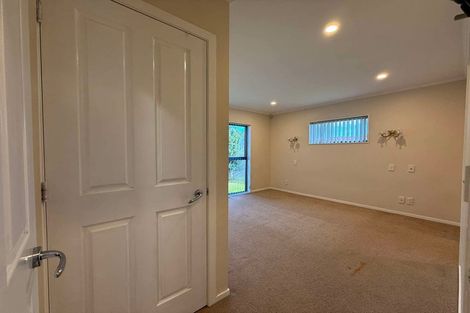 Photo of property in 10 Cabbage Tree Grove, Woodridge, Wellington, 6037