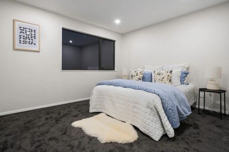 Photo of property in 4a Mahogany Street, Westgate, 0814