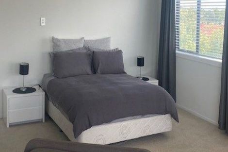 Photo of property in 2/35 Bramley Drive, Farm Cove, Auckland, 2012