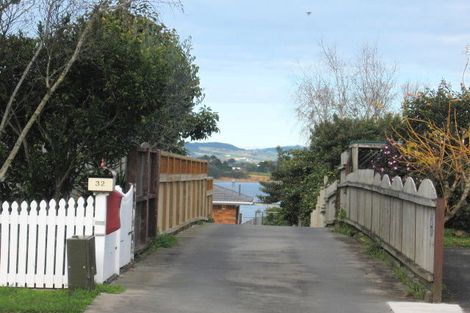 Photo of property in 32a Carnoustie Drive, Wattle Downs, Auckland, 2103