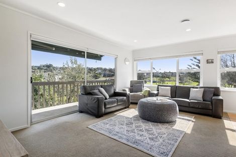 Photo of property in 80 Glencoe Road, Browns Bay, Auckland, 0630