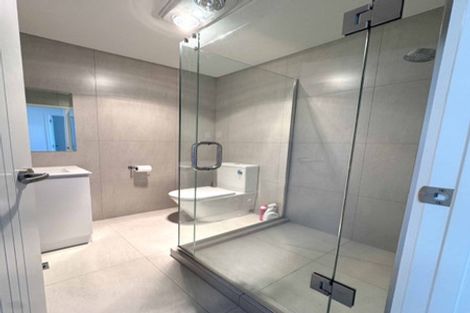 Photo of property in 6c Buisson Glade, West Harbour, Auckland, 0618