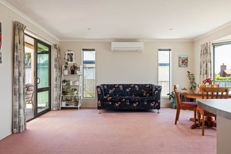 Photo of property in 15 Kendall View, Stoke, Nelson, 7011