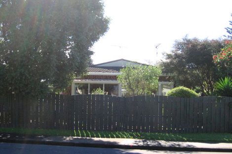 Photo of property in 9a Centreway Road, Orewa, 0931