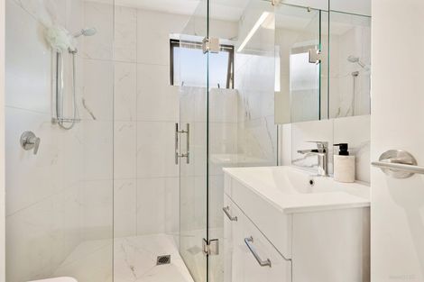 Photo of property in 4/445 Hibiscus Coast Highway, Orewa, 0931