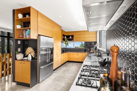 Photo of property in 11 Edwin Mitchelson Road, Muriwai, Waimauku, 0881