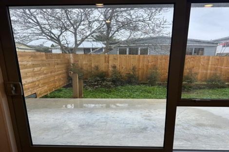 Photo of property in 30 Earlsworth Road, Mangere East, Auckland, 2024