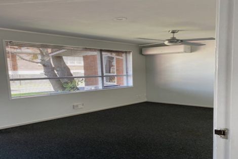 Photo of property in 1/97 Golf Road, New Lynn, Auckland, 0600