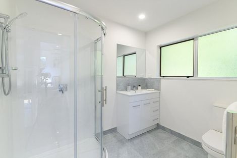 Photo of property in 10/40 Radiata Lane, Chatswood, Auckland, 0626