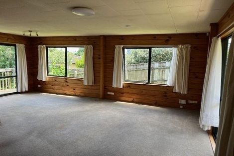 Photo of property in 1/48 Blakeborough Drive, Forrest Hill, Auckland, 0620