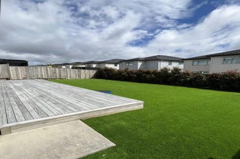 Photo of property in 92 Ksenia Drive, Flat Bush, Auckland, 2019