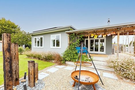 Photo of property in 22 Ross Street, Otane, 4202