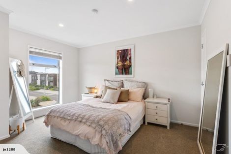 Photo of property in 21 Rangihina Road, Hobsonville, Auckland, 0616