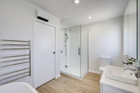 Photo of property in 9a Church Road, Taradale, Napier, 4112