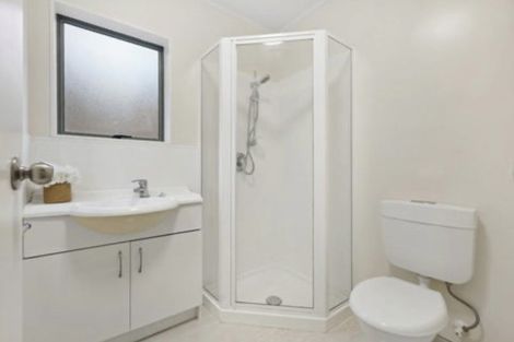 Photo of property in 11/12 Blueridge Close, Sunnyvale, Auckland, 0612
