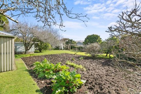 Photo of property in 2 Tupoki Street, Glen Avon, New Plymouth, 4312