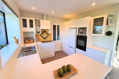 Photo of property in 10 Van Dieman Close, Templeton, Christchurch, 8042