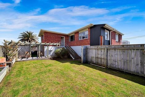 Photo of property in 1 Tiromoana Crescent, Bell Block, New Plymouth, 4312