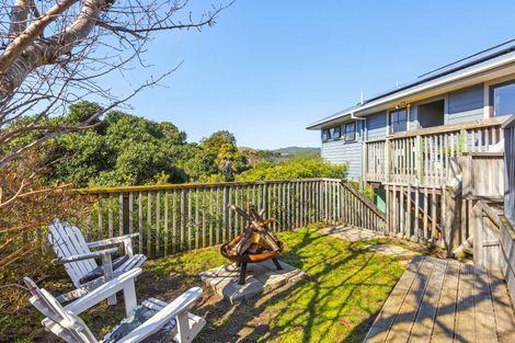 Photo of property in 42 Hicks Crescent, Waikanae Beach, Waikanae, 5036