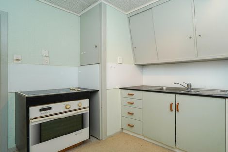 Photo of property in 202 Godley Road, Titirangi, Auckland, 0604