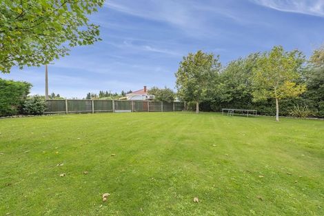 Photo of property in 1 Everett Street, Coalgate, 7673